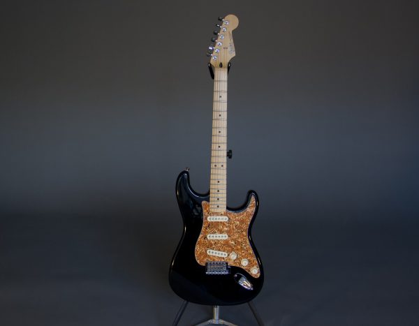 Fender Standard Stratocaster - 2006